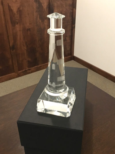 beacon-roofing-supply-lighthouse-award-400×532