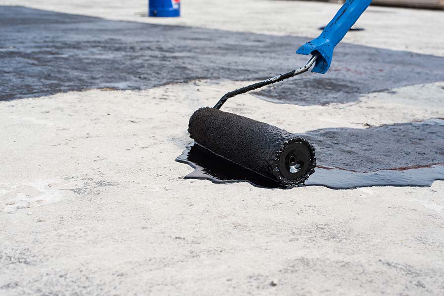 apply-roof-coating apply-roof-coating
